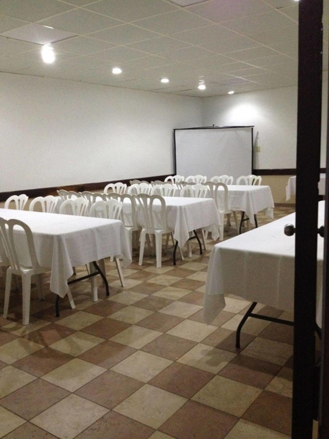 Arecibo Inn Luaran gambar