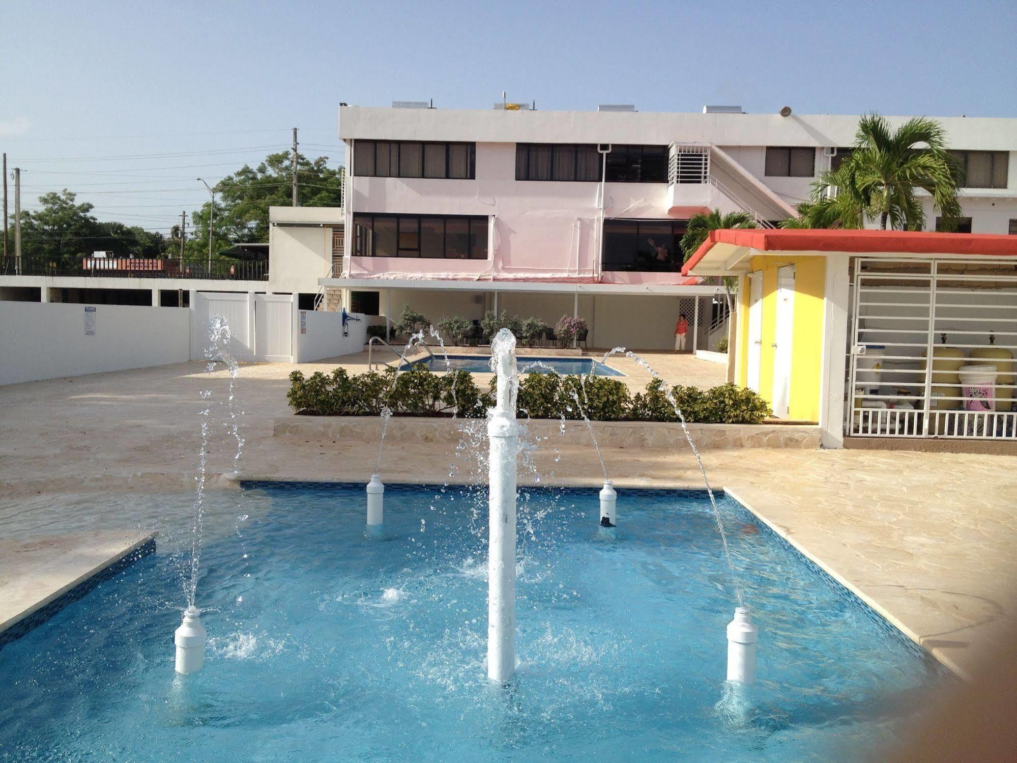 Arecibo Inn Luaran gambar
