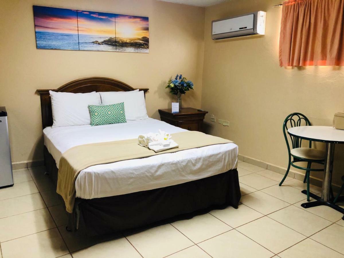 Arecibo Inn Luaran gambar
