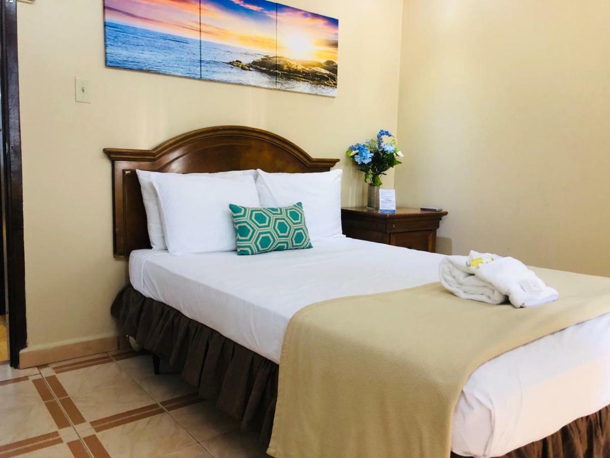 Arecibo Inn Luaran gambar
