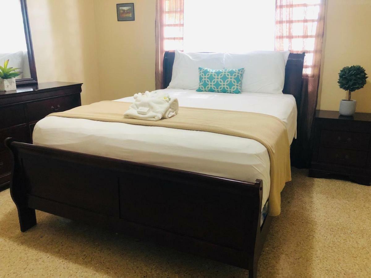 Arecibo Inn Luaran gambar