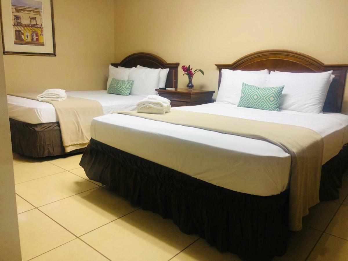 Arecibo Inn Luaran gambar